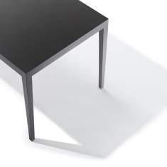 Kleiner Schreibtisch grau Schreibtische grau edel Cafeteria Tisch rosconi, Objektmöbel - KOLLEKTION.58 Contract table